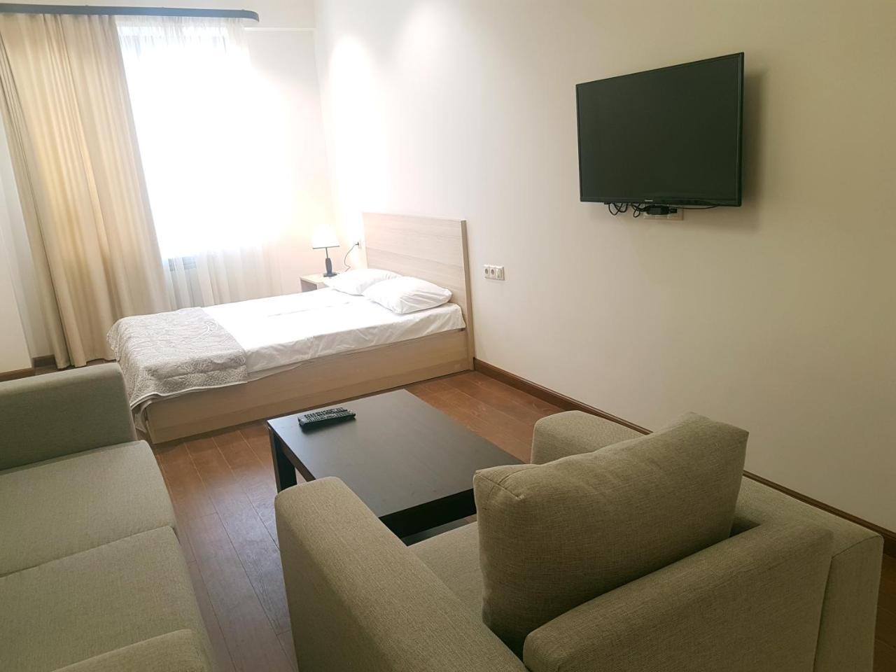 יירבאן M&N Apartments מראה חיצוני תמונה