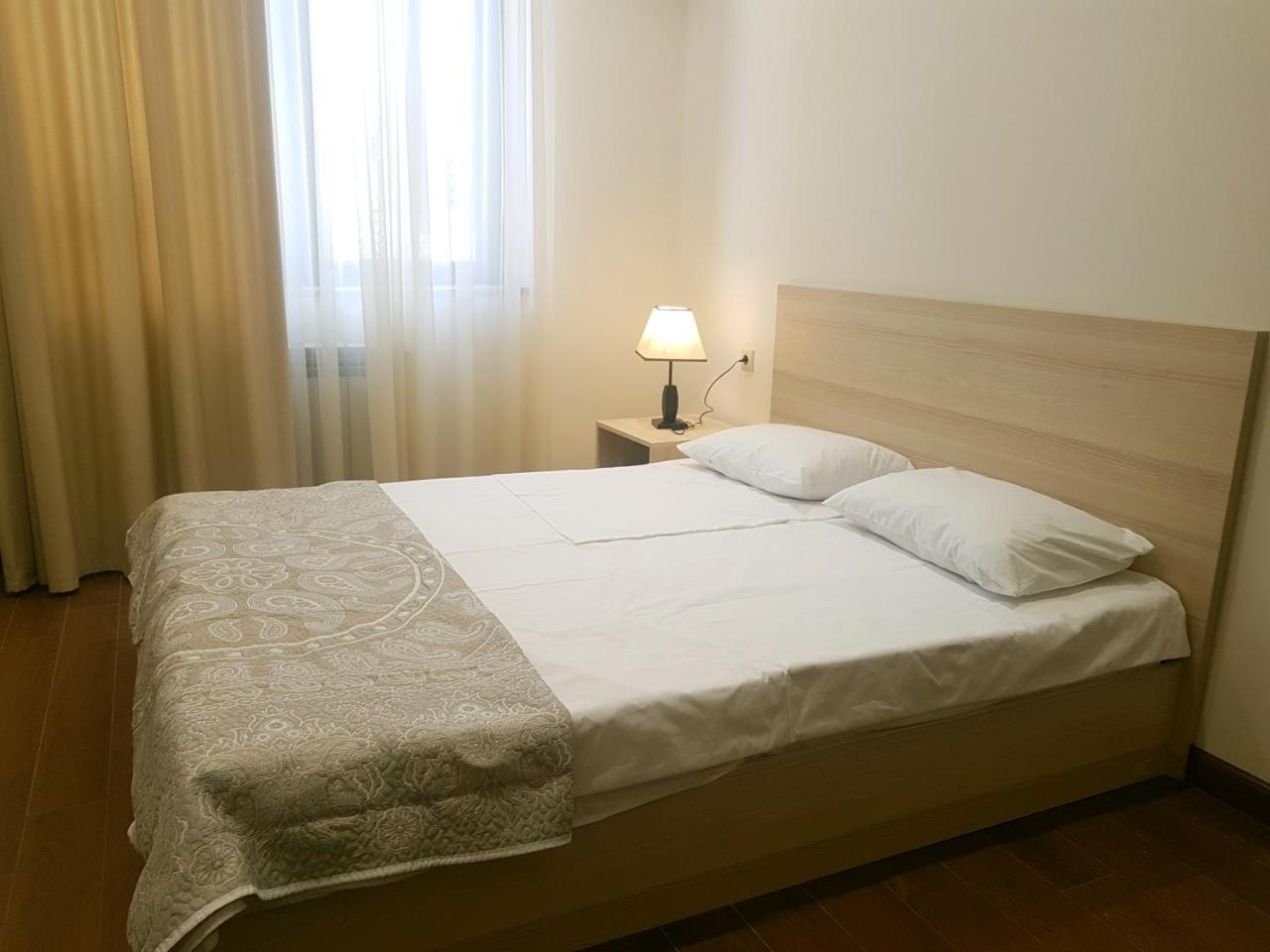 יירבאן M&N Apartments מראה חיצוני תמונה